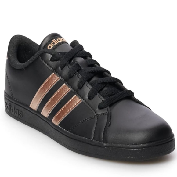 adidas superstar black size 4
